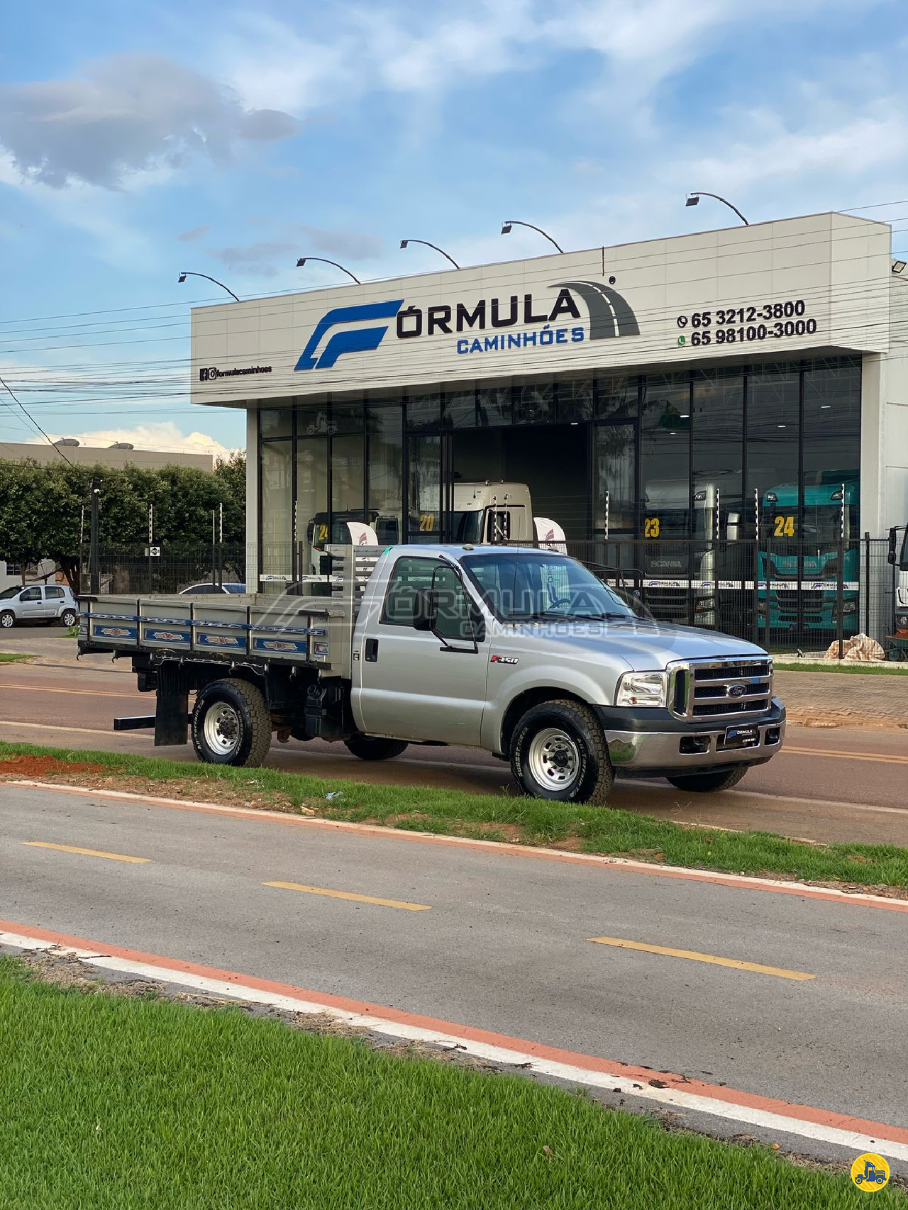 CAMINHAO FORD F350 Carga Seca 3/4 4x2 Fórmula Caminhões LUCAS DO RIO VERDE MATO GROSSO MT